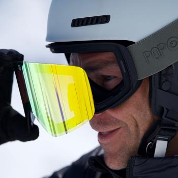 POP EYES Jamie Clean Skibrille Golden Green – Helmansicht links